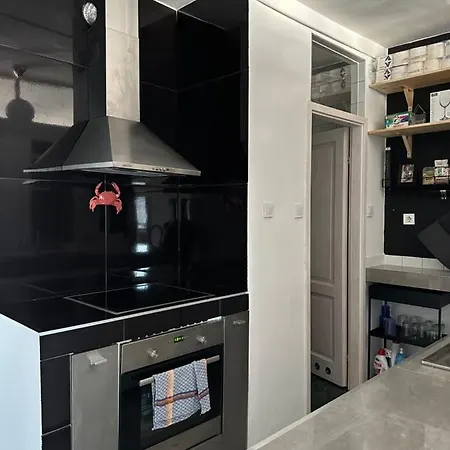 Apartament Bright & Spacious In Buda *